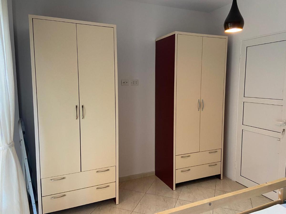 Lungomare Vlore Con Garage Privato 2 Daire Dış mekan fotoğraf